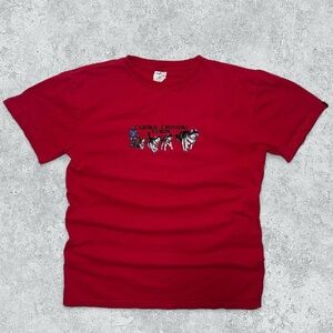 Vintage Caribou Crossing Yukon Y2K Embroidered Heavyweight Graphic Tee Red Sled